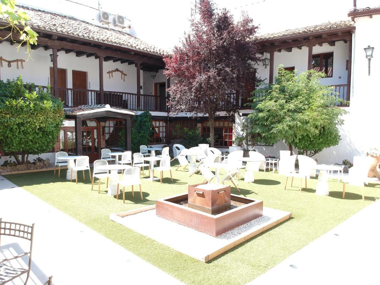 Hotel Resort Cueva Del Fraile Cuenca  Exteriör bild